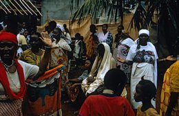 Colourful-clothing;-Comoros-Archipelago;-Crowd;-France;-Gathering;-Headscarves;-Indian-Ocean;-Kaleidos;-Kaleidos-images;-Kanga;-La-parole-à-limage;-Laurent-Abad;-Mayotte;-Stories-Pictures;-Women